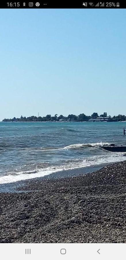 Гостевой Дом Анастасия Sukhumi Eksteriør billede